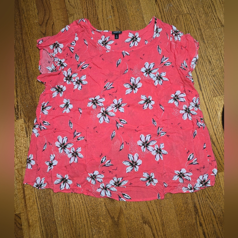 Torrid Size 2 foral top
